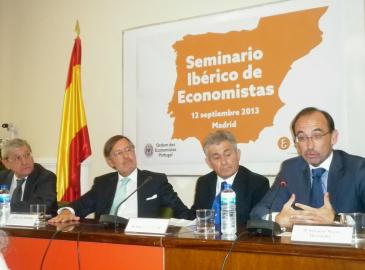 Salvador Marín participa en la inauguración del “I Seminario Ibérico de Economistas” 1