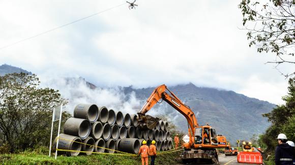 Image of the operations to create the roadway for the Sigsa Concession in Colombia