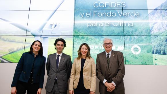 De izquierda a derecha; imagen de María Vidales, Rodrigo Madrazo, Xiana Méndez y José Luis Curbelo durante la presentación de los recursos del Fondo Verde para el Clima de Naciones Unidas a empresarios e inversores que se ha celebrado hoy en COFIDES